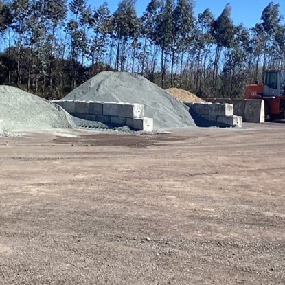 Aggregate supplies and clean fill disposal service